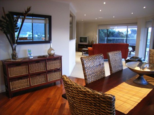 C-Deck Beach House Apartment - Australia Accommodation