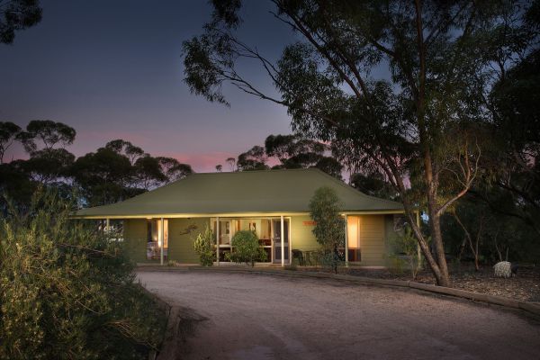 Riverbush Cottages - New South Wales Tourism 