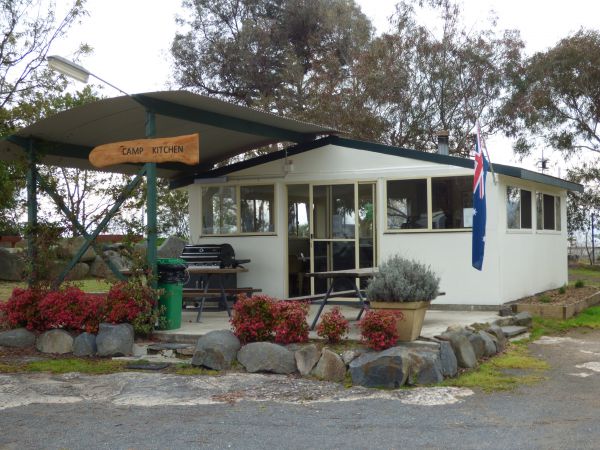 Tenterfield Lodge And Caravan Park - thumb 8