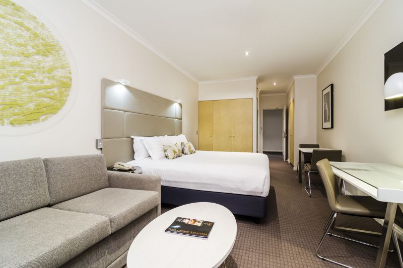Clarion Suites Gateway - Accommodation NSW 1