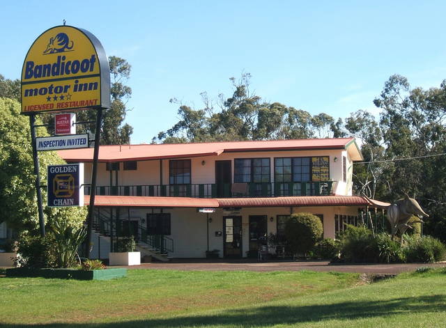 Bandicoot Motor Inn - Hotel Accommodation