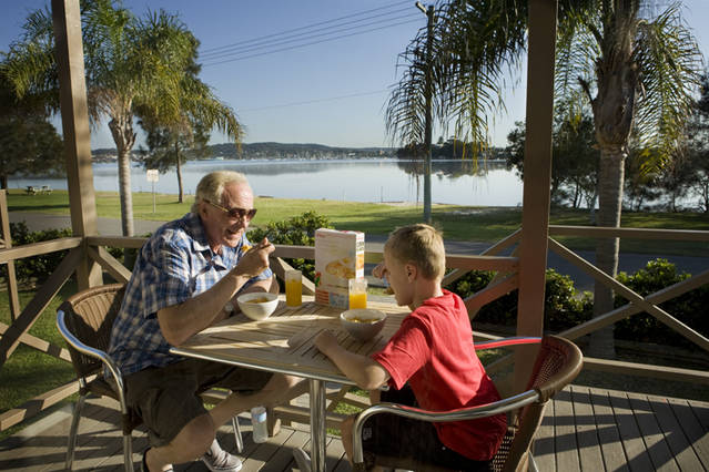 Belmont Pines Lakeside Holiday Park - New South Wales Tourism 