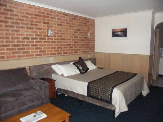 BEST WESTERN Colonial Motor Inn Bairnsdale - New South Wales Tourism 
