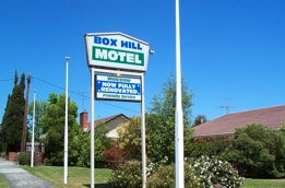 Box Hill Motel - thumb 1