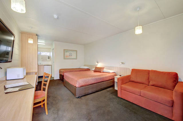 Box Hill Motel - Hotel Accommodation