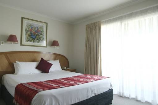 Cairns Sheridan Hotel - New South Wales Tourism 