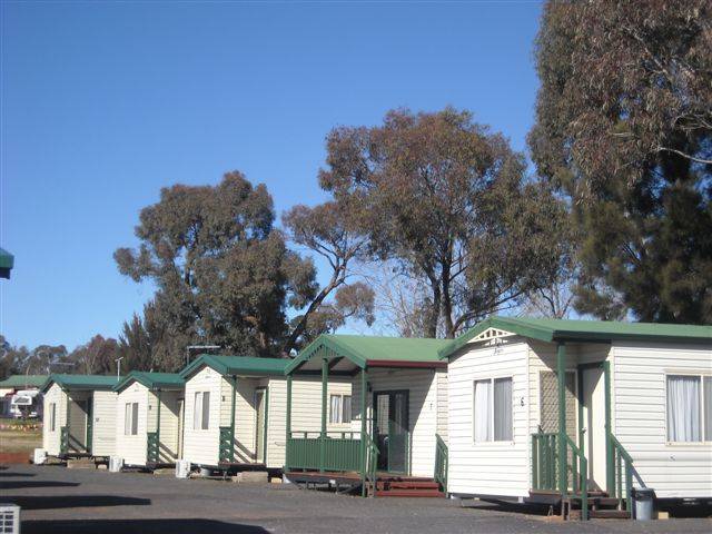 Canobolas Caravan Park - New South Wales Tourism 
