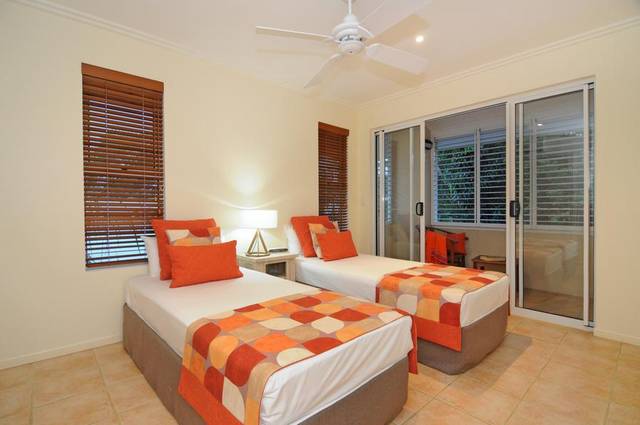 Cayman Villas Port Douglas - Hotel Accommodation