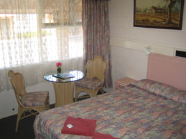 Enjoy Life To The Full Pty Ltd T/A Central Coast Motel - Hotel Accommodation