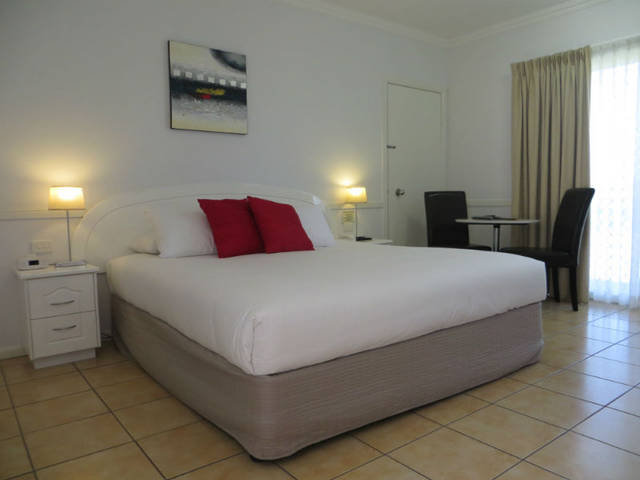 Charters Towers Heritage Lodge Motel - Hotel Accommodation