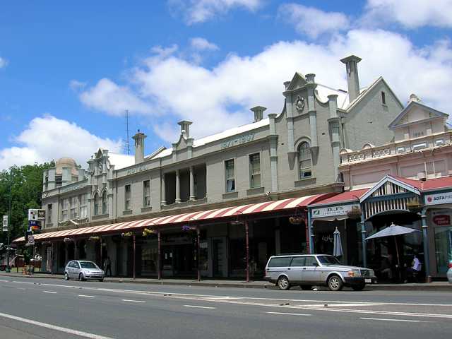 Commercial Hotel Camperdown - New South Wales Tourism 
