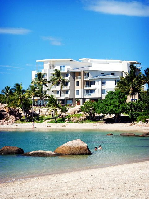 Coral Cove Apartments - Hotel Accommodation