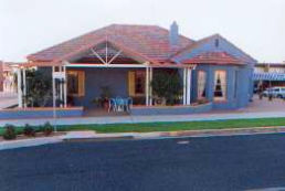 Court Street Motel - Accommodation NSW