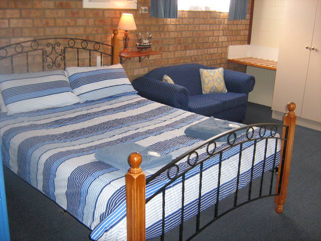 Cunningham Shore Motel - Hotel Accommodation