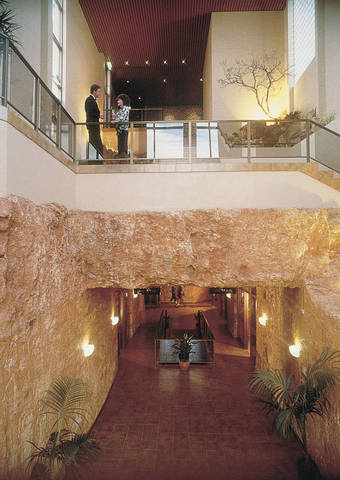 Desert Cave Hotel - thumb 2