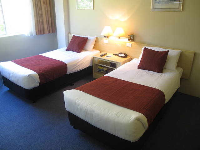 DeVere Hotel - Australia Accommodation