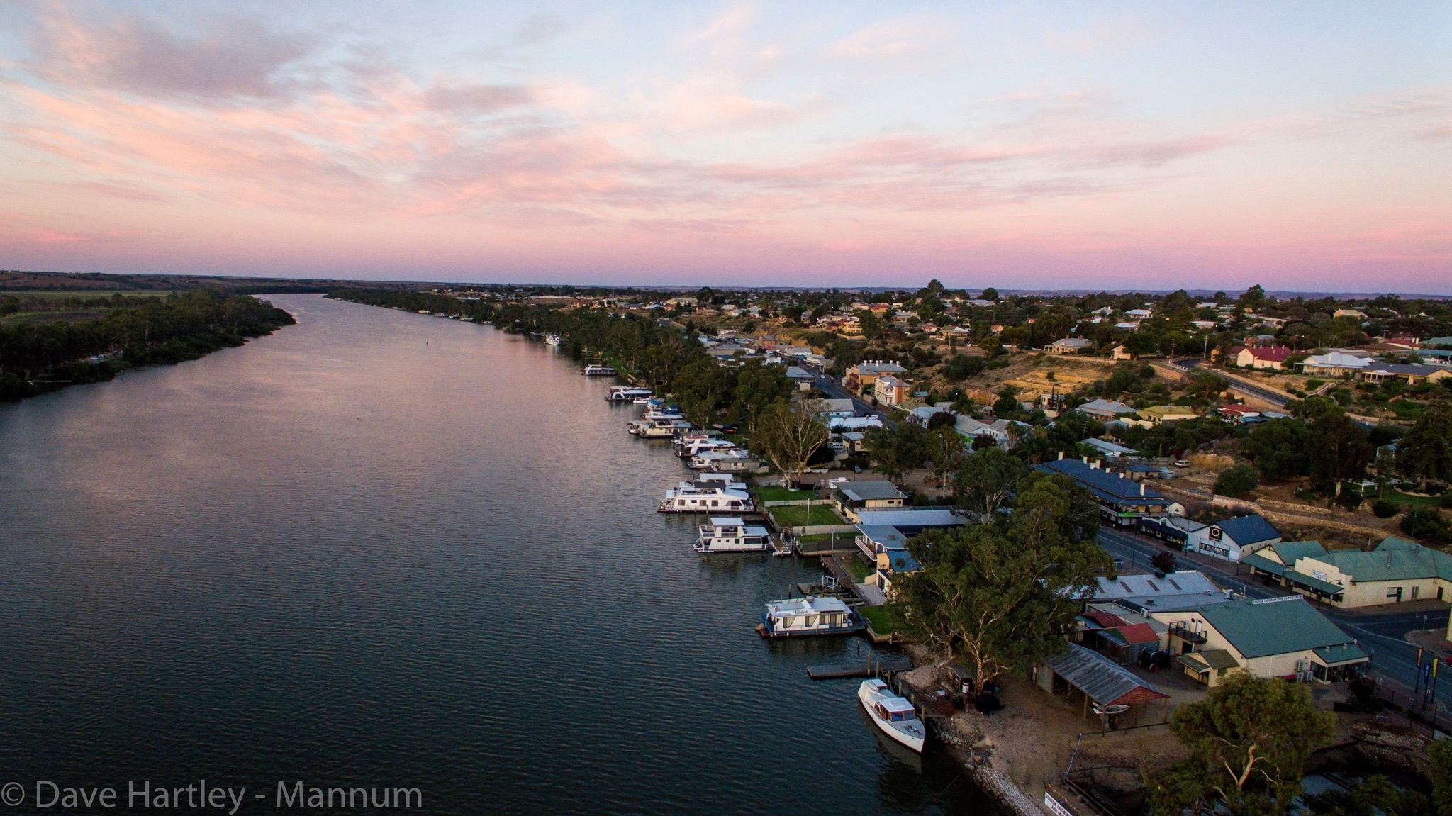 River Shack Rentals - Mannum - New South Wales Tourism 