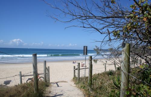 Alex Beach Cabins  Tourist Park - New South Wales Tourism 