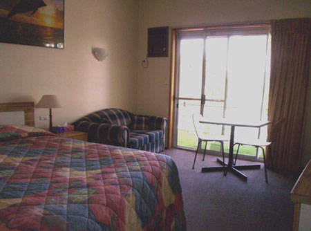 Eco Inn Warners Bay - Hotel Accommodation