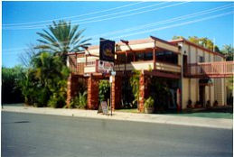 Elkira Court Motel - Hotel Accommodation