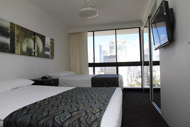 Hi Surf Beachfront Resort Apartments - Australia Accommodation
