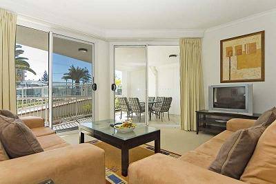 Kirra Beach Apartments - Australia Accommodation