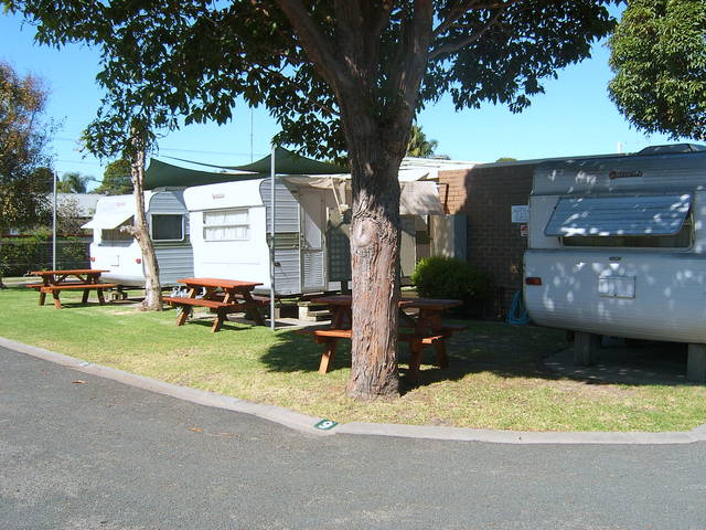 Lakes Haven Caravan Park - Accommodation NSW