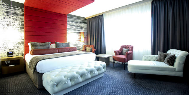 Mercure Sydney Liverpool - Hotel Accommodation