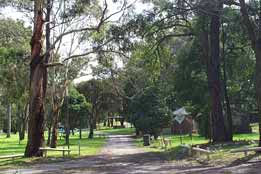 Moe Gardens Caravan Park - New South Wales Tourism 