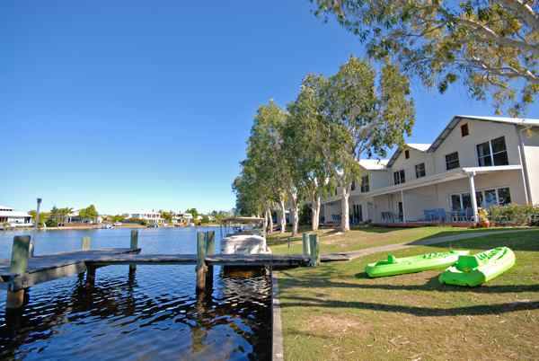 Noosa Entrance Waterfront Resort - Accommodation NSW