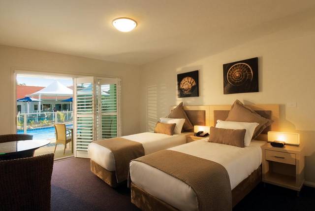 Oaks Pacific Blue Resort - Hotel Accommodation
