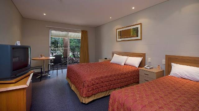 Outback Pioneer Hotel - Melbourne Tourism 10