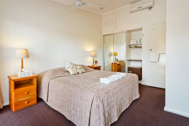 Premier Motor Inn - Accommodation NSW