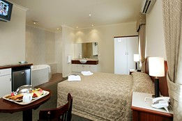 Quality Hotel Bayswater - Accommodation Newcastle 7