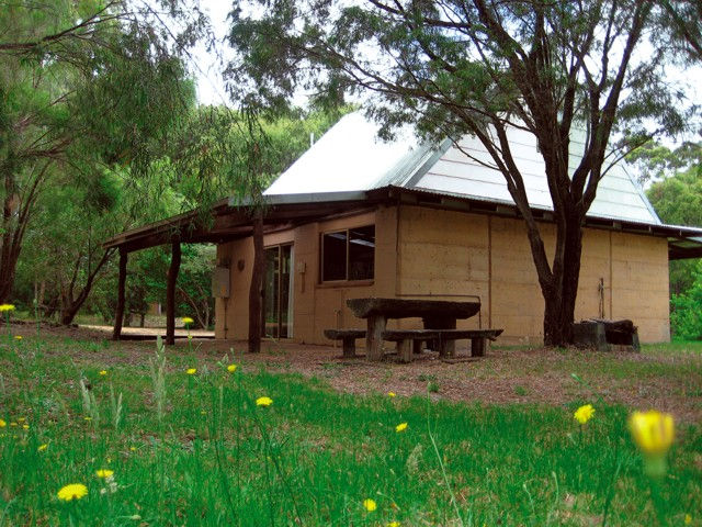 Riverway Chalets - VIC Tourism