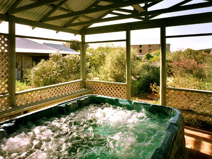 Rock of Ages Cottage BB - Australia Accommodation