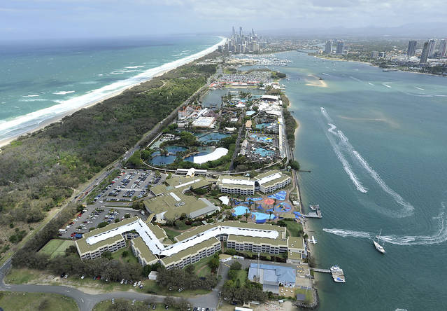 Sea World Resort & Water Park - thumb 6