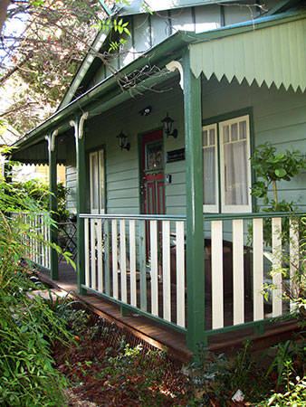 Strawberry Patch Cottage - New South Wales Tourism 