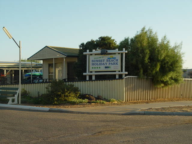 Sunset Beach Holiday Park - Stayed