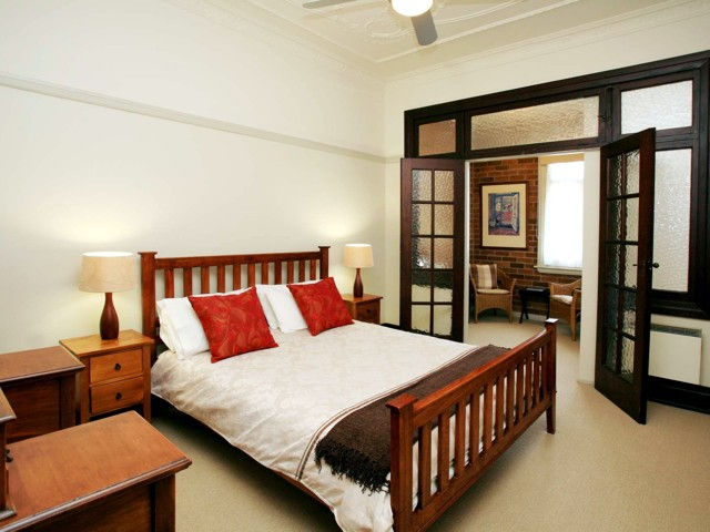 The Bank Guesthouse - Australia Accommodation