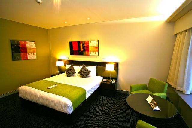 The Colmslie Hotel Suites & Conference Centre - Accommodation Newcastle 2
