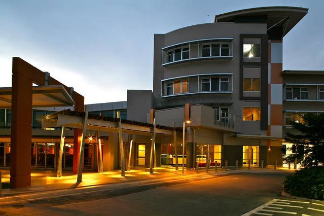The Colmslie Hotel Suites & Conference Centre - Accommodation Newcastle 4