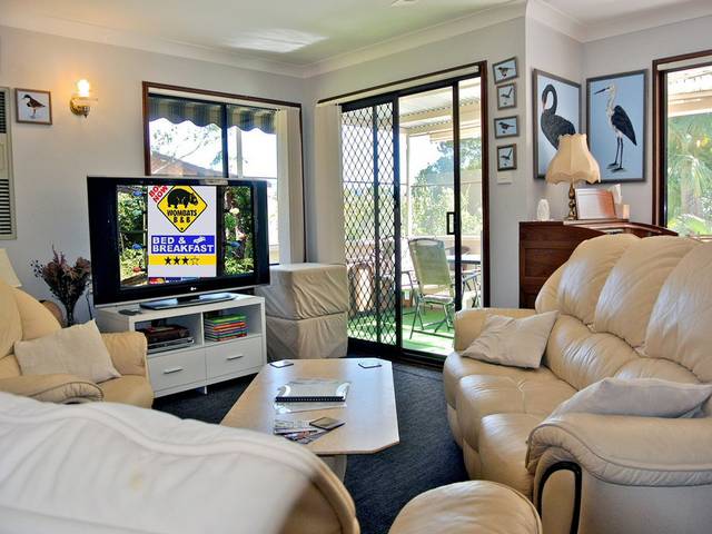 WOMBATS BB - Apartments - AAA 3.5 rated Gosford - Accommodation Newcastle
