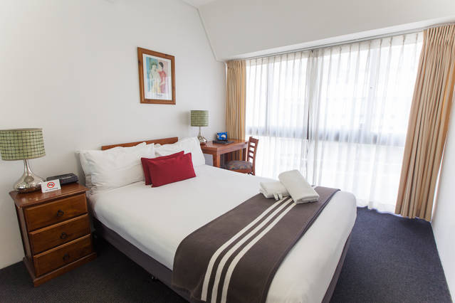 Y Hotel Hyde Park - Accommodation ACT 9