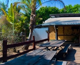 Lazy Lizard Caravan Park - Accommodation NSW